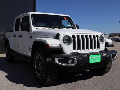 2021 Jeep Gladiator Overland