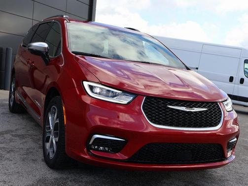 2026 Chrysler Pacifica L