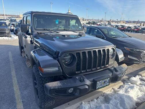 2022 Jeep Gladiator Sport S