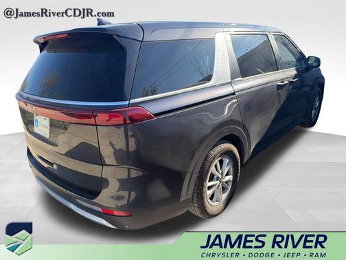 Panthera Metal 2023 Kia Carnival LX