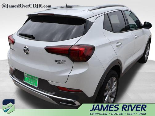 White Frost Tricoat 2023 Buick Encore GX Essence
