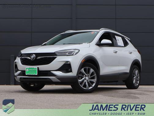 White Frost Tricoat 2023 Buick Encore GX Essence