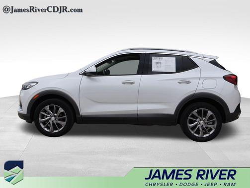 White Frost Tricoat 2023 Buick Encore GX Essence