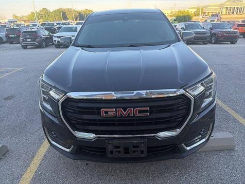 Ebony Twilight Metallic 2022 GMC Terrain SLE