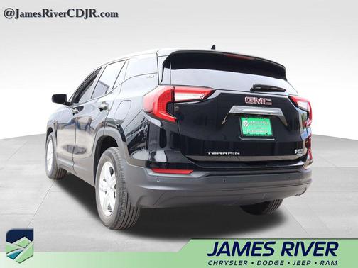Ebony Twilight Metallic 2022 GMC Terrain SLE