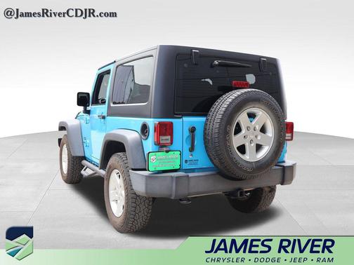 Chief Clearcoat 2017 Jeep Wrangler Sport