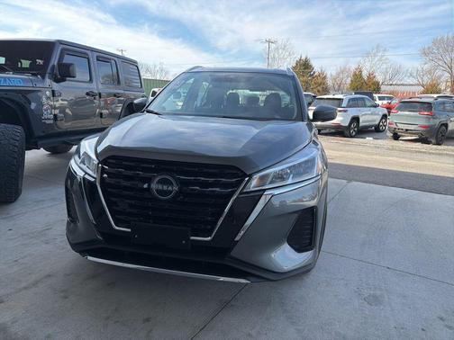 2024 Nissan Kicks SV