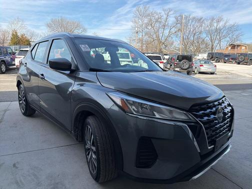 2024 Nissan Kicks SV