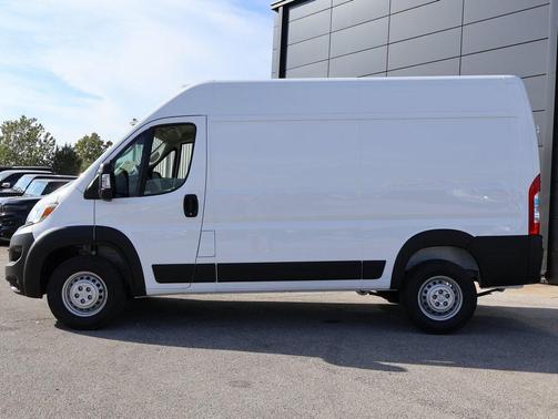 2026 RAM ProMaster 2500 Tradesman