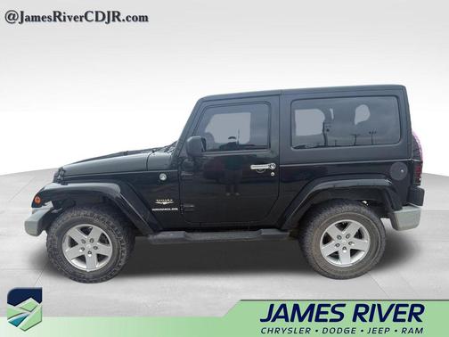 Black Forest Green Pearlcoat 2012 Jeep Wrangler Sahara