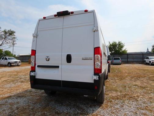 2025 RAM ProMaster 2500 Tradesman