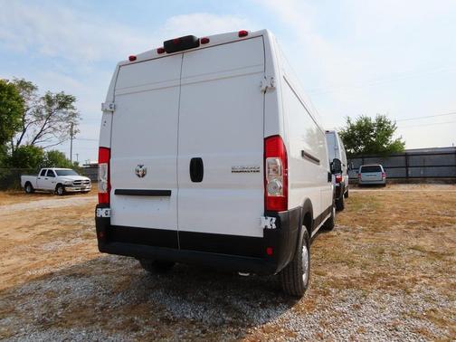 2025 RAM ProMaster 2500 Tradesman