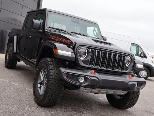 2025 Jeep Gladiator Mojave 4x4