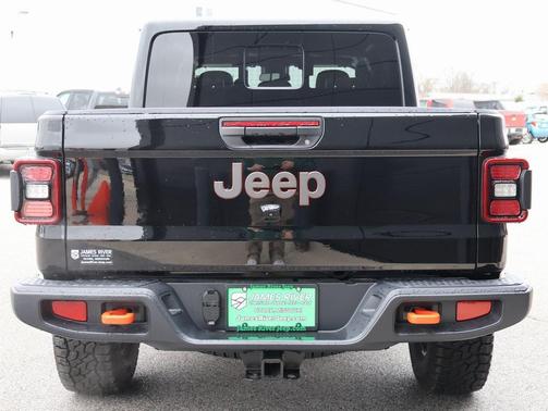 2025 Jeep Gladiator Mojave 4x4