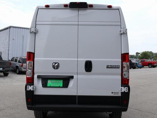 2025 RAM ProMaster 2500 Tradesman