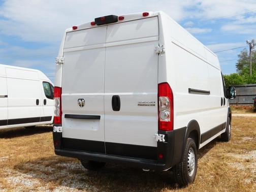 2025 RAM ProMaster 2500 Tradesman