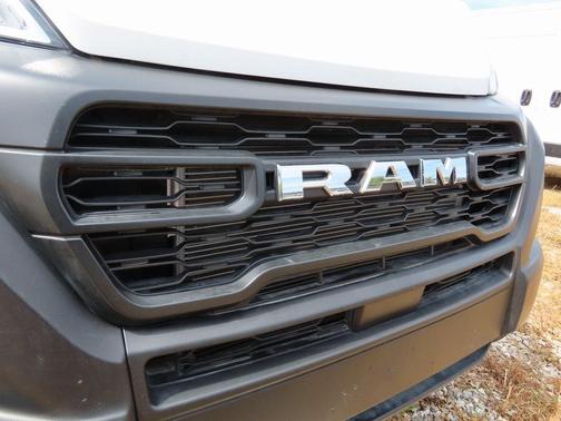 2025 RAM ProMaster 2500 Tradesman