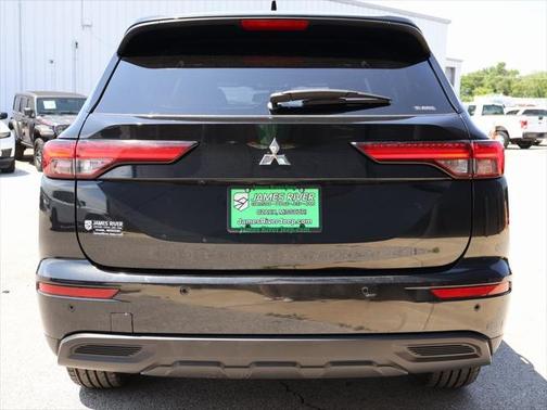 2022 Mitsubishi Outlander SEL 2.5 2WD