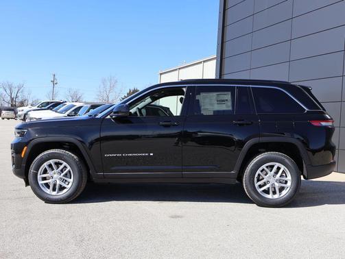 2026 Jeep Grand Cherokee Altitude