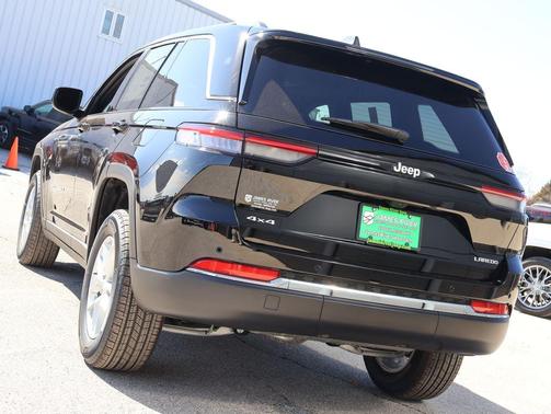 2026 Jeep Grand Cherokee Altitude