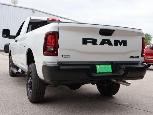 Bright White Clearcoat 2026 RAM 2500 Tradesman Regular Cab 4x4 8' Box