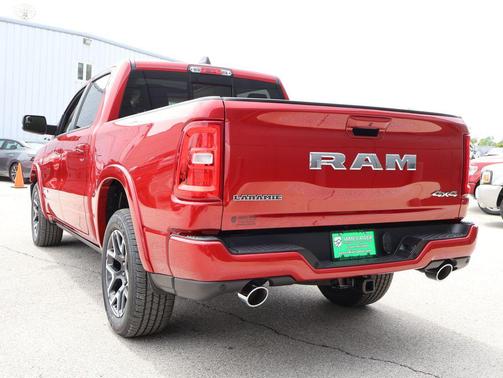 Molten Red Pearlcoat 2026 RAM 1500 Laramie
