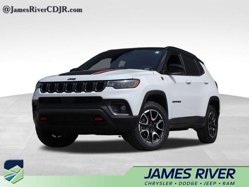 Bright White Clearcoat 2025 Jeep Compass Trailhawk