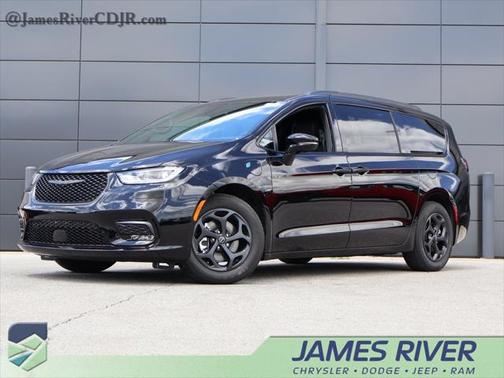 2025 Chrysler Pacifica Hybrid Premium S Appearance Pkg
