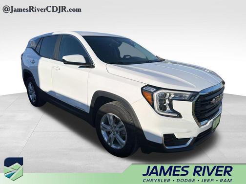 Summit White 2024 GMC Terrain SLE