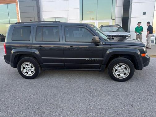 Maximum Steel Metallic Clearcoat 2014 Jeep Patriot Sport