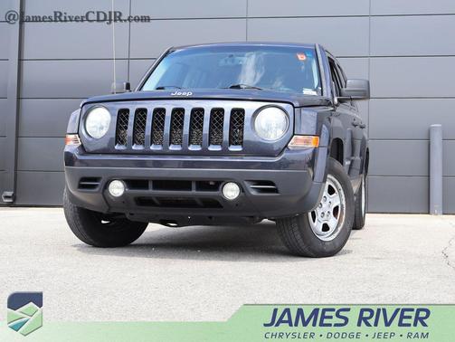 Maximum Steel Metallic Clearcoat 2014 Jeep Patriot Sport