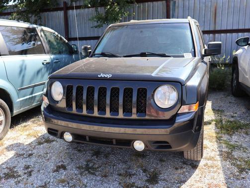 Maximum Steel Metallic Clearcoat 2014 Jeep Patriot Sport