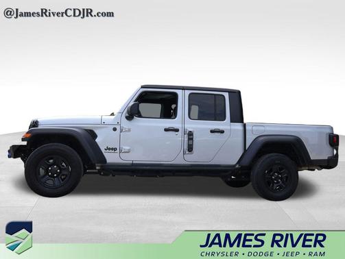Silver Zynith Clearcoat 2024 Jeep Gladiator Sport