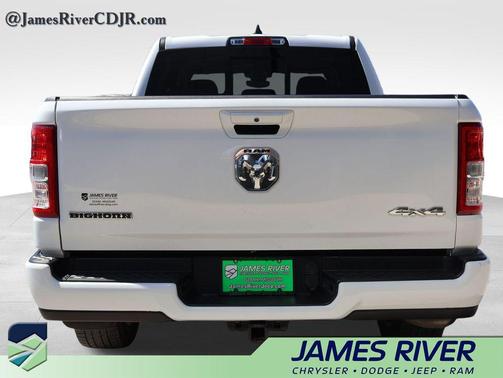 Bright White Clearcoat 2022 RAM 1500 Big Horn/Lone Star