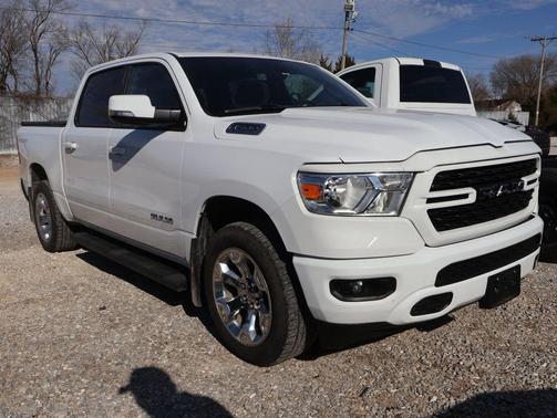 Bright White Clearcoat 2022 RAM 1500 Big Horn/Lone Star