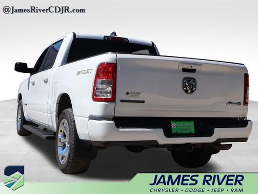 Bright White Clearcoat 2022 RAM 1500 Big Horn/Lone Star