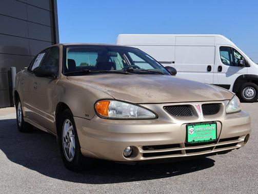 2004 Pontiac Grand Am SE1