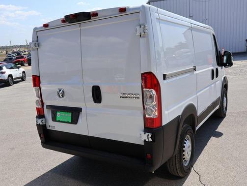 2025 RAM ProMaster 1500 Low Roof