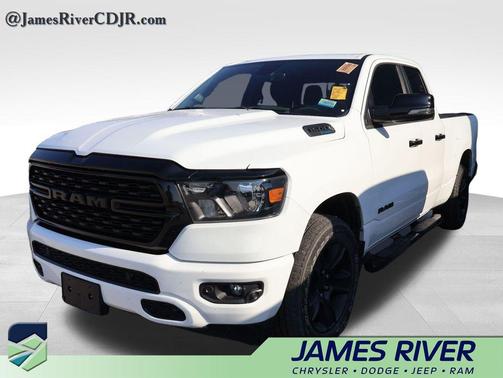 Bright White Clearcoat 2024 RAM 1500 Big Horn/Lone Star