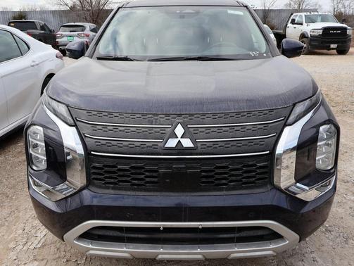 2024 Mitsubishi Outlander 
