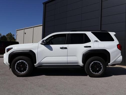 2025 Toyota 4Runner TRD Off Road