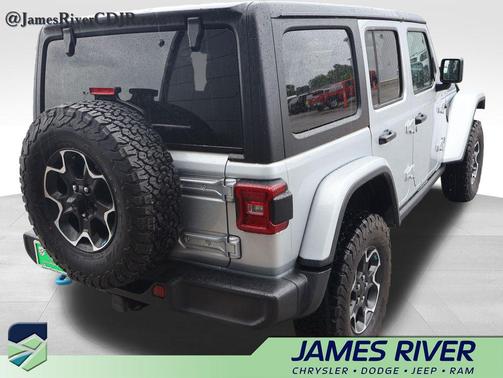 Silver Zynith Clearcoat 2023 Jeep Wrangler 4xe Rubicon