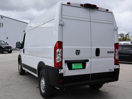 2026 RAM ProMaster 2500 Tradesman