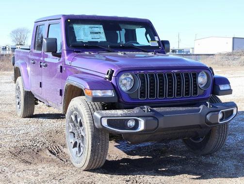 2026 Jeep Gladiator Sahara 4x4