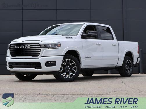 Bright White Clearcoat 2026 RAM 1500 Laramie