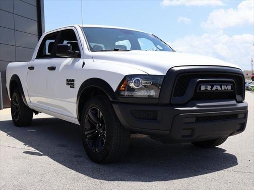 2024 RAM 1500 Classic Warlock Crew Cab 4x2 5'7' Box
