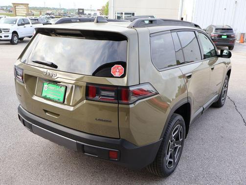 '41 2026 Jeep Cherokee Laredo 4x4