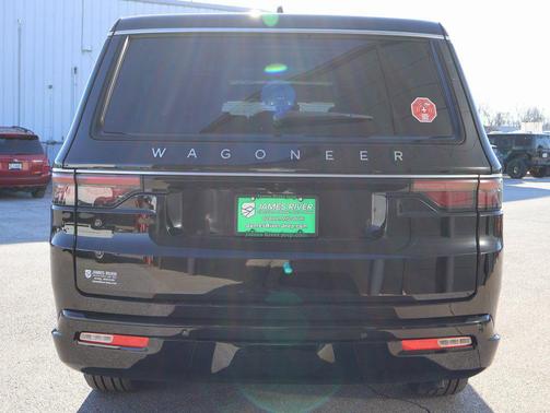 Diamond Black Crystal Pearlcoat 2025 Jeep Wagoneer L Series II Limited 4x4