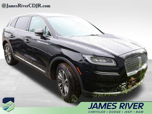 Infinite Black Metallic Clearcoat 2023 Lincoln Nautilus Standard