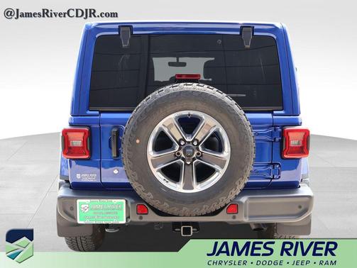 Ocean Blue Metallic Clearcoat 2020 Jeep Wrangler Unlimited Sahara